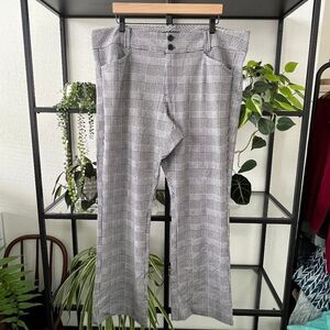 New Torrid Black and White Houndstooth Pants - Size 22R